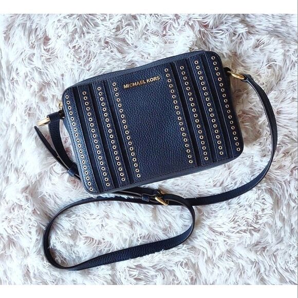 Michael Kors Navy Blue Jet Set Studded Shoulder Bag - Picture 1 of 11